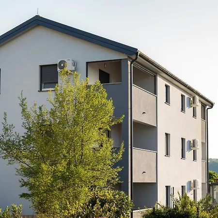 Grasa * Soline (Krk)